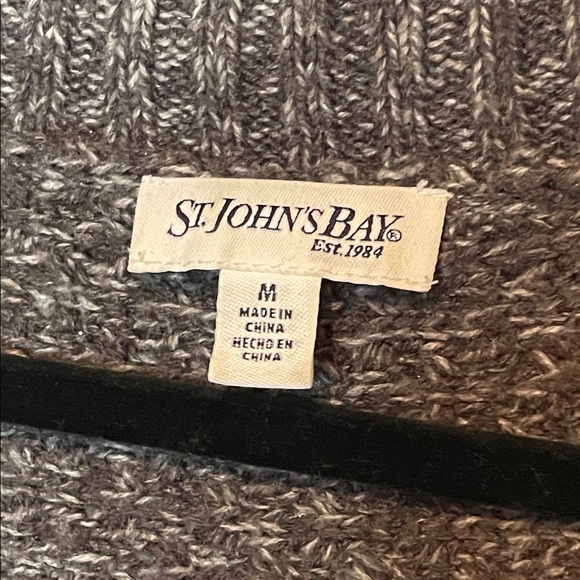 St. John's Bay Women’s Gray Knit Heathered Cardigan EUC size Medium - Picture 2 of 9